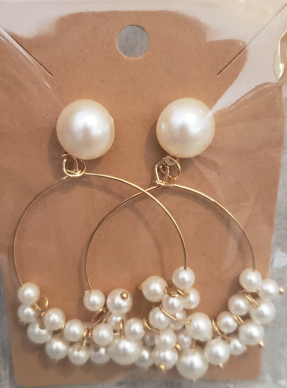 Hoop Earrings - Pearls