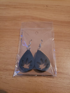 * Black Leaf Earrings